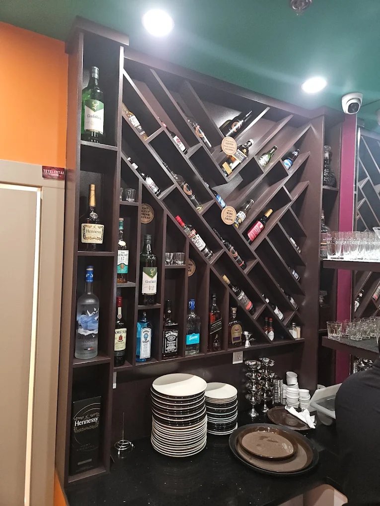 Mehman restaurant interior and bar
