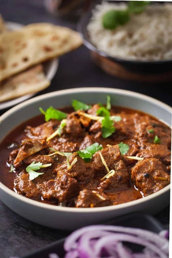 Lamb Curry served with rice and naan