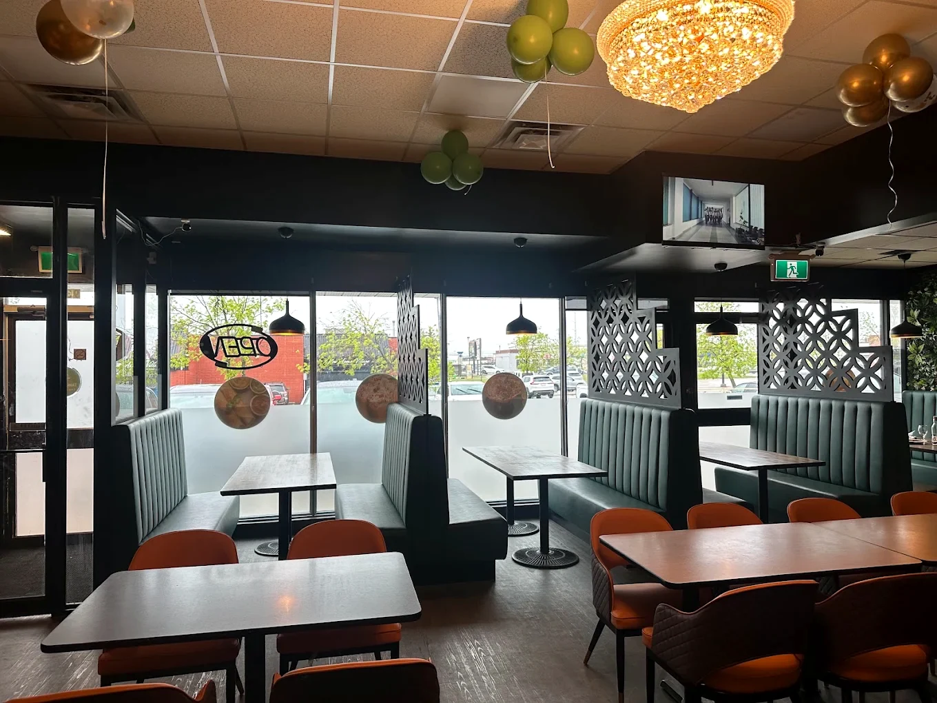 Dining room seating