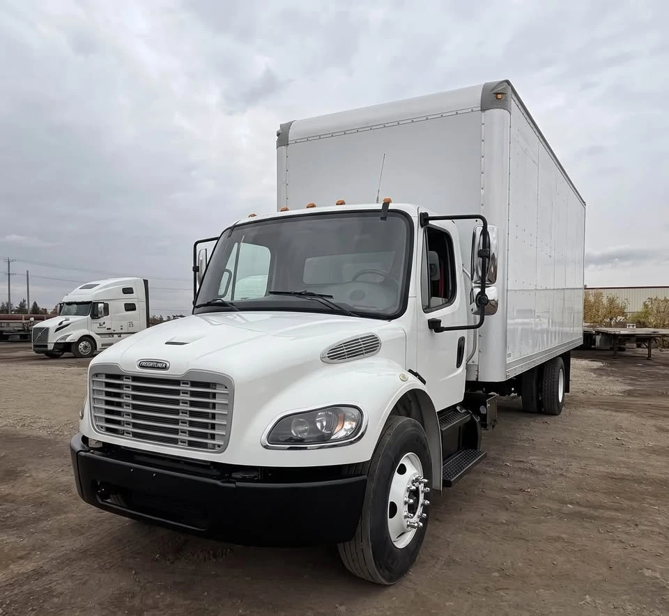 2020 Freightliner M2 24FT Box Truck