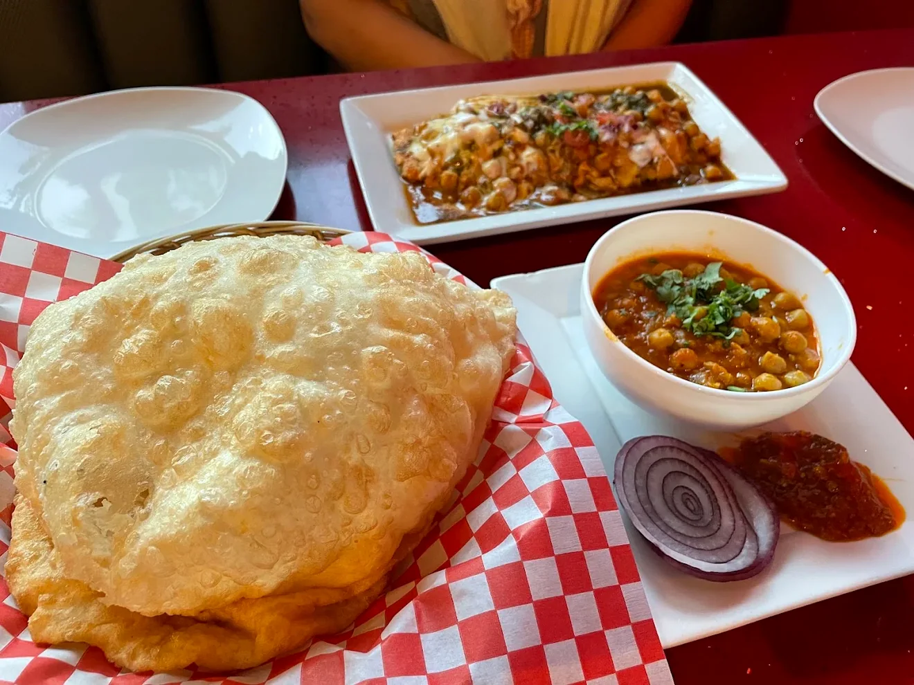 Indian bread with chickpea curry served at Raj Palace
