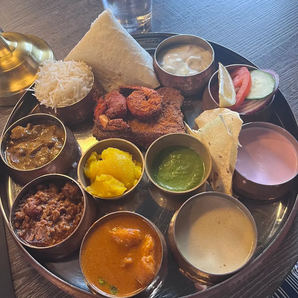 Grand thali platter